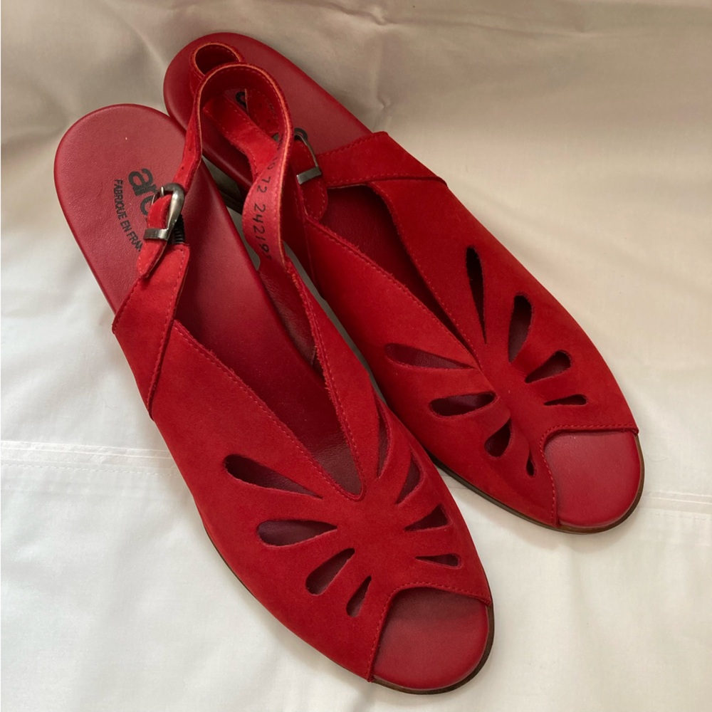 Arche Women's Vibrant Red Cutout Sandals